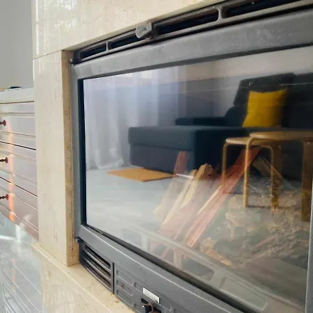 Bonita Casa Centrica Con Piscina & Parking Апартаменты *